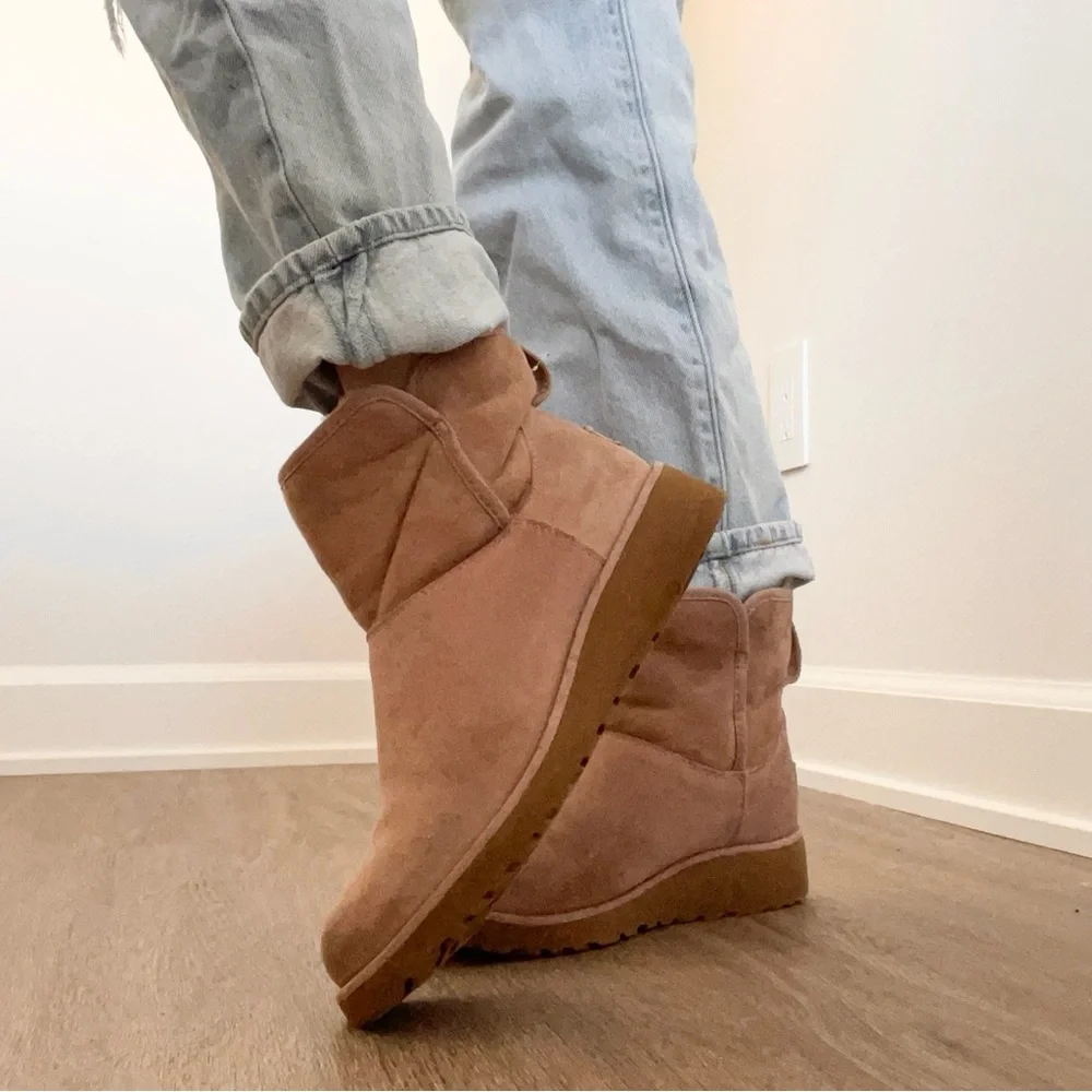 Ugg Light Pink Wedged Short Booties